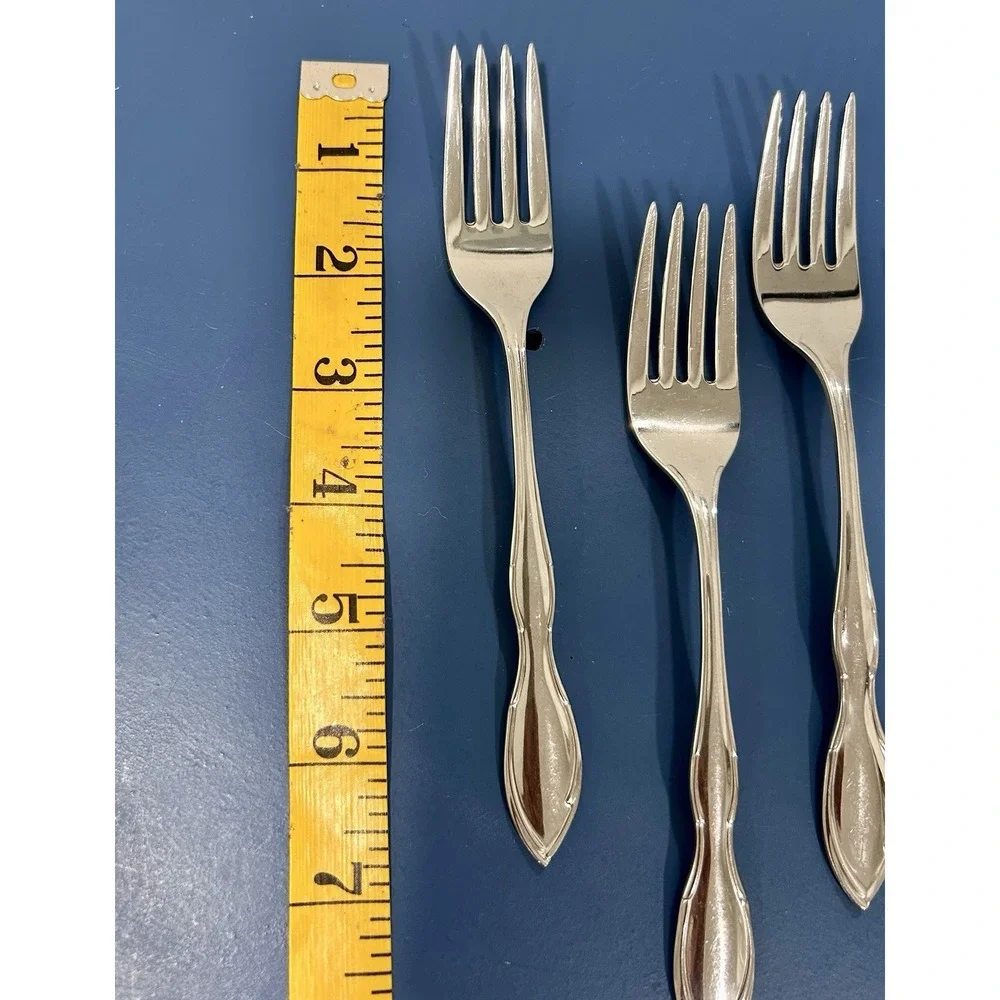 Gorham Stegor USA‎ CHANSON Stainless Dinner and Salad Forks Lot 8 pcs Flatwear